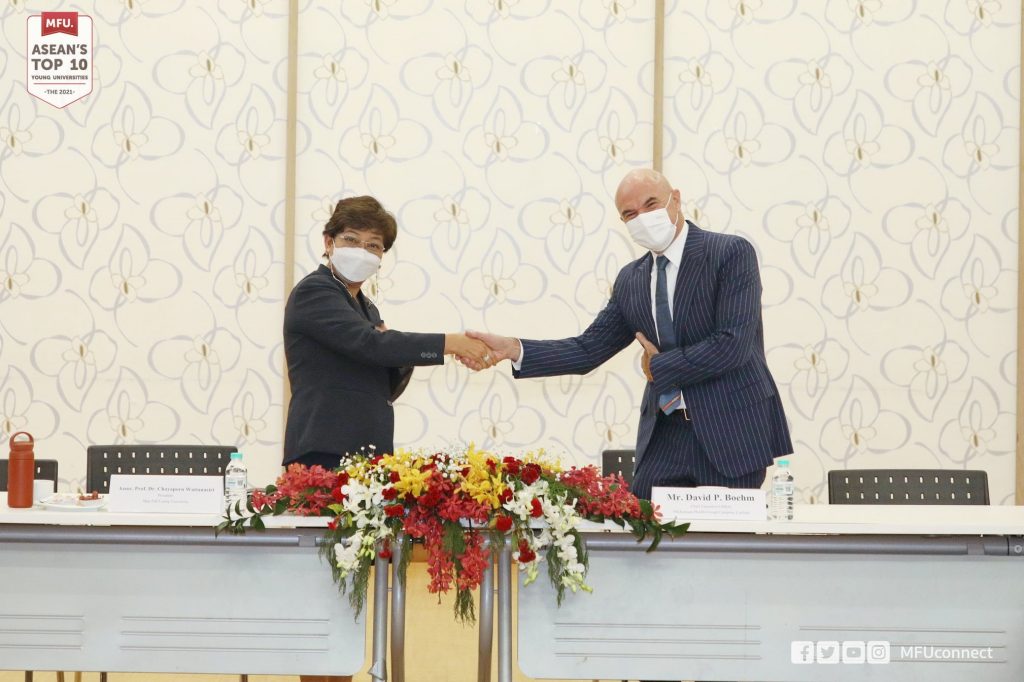 อาจารย์ ดร. นริษฎา ทองกลางป็นตัวแทนหน่วยงานเข้าร่วมพิธีลงนามบันทึกข้อตกลงความร่วมมือทางวิชาการ (MOU) ระหว่างมหาวิทยาลัยแม่ฟ้าหลวง และบริษัท มิสกวาน เฮลธ์ กรุ๊ป